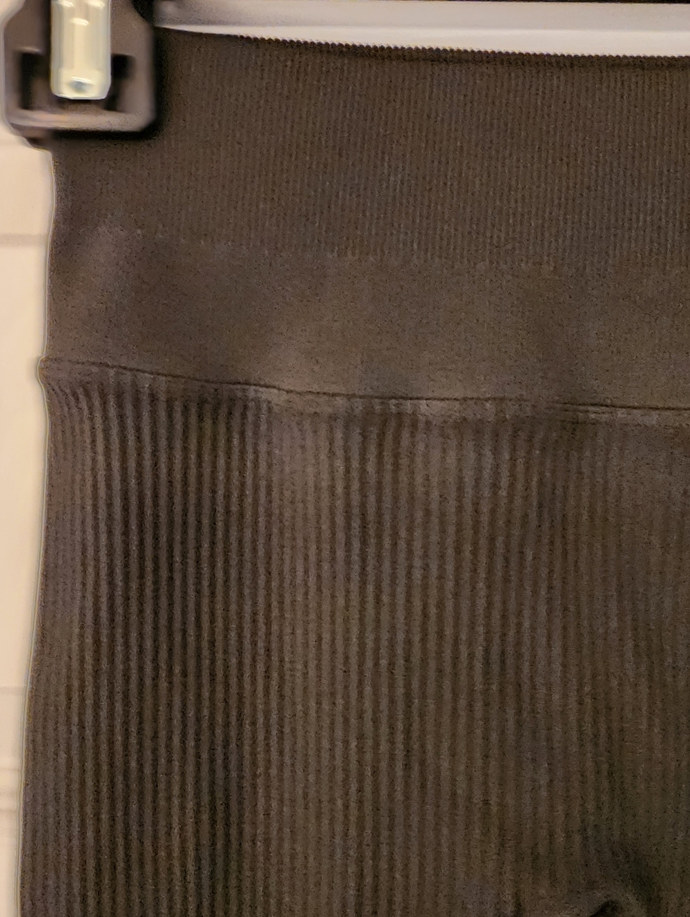 NUX Active Ribbed High Compression Leggings In Dark Olive Size SM and MED - Picture 6 of 9
